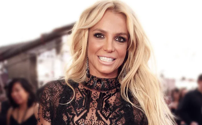 Britney Spears dans ederken ayağını kırdı o anlar kameralara işte böyle yansıdı - Resim: 1