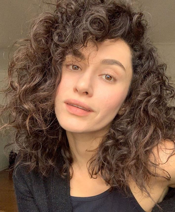 Ünlülerin makyajsız karantina pozları şaşırttı! - Resim: 2