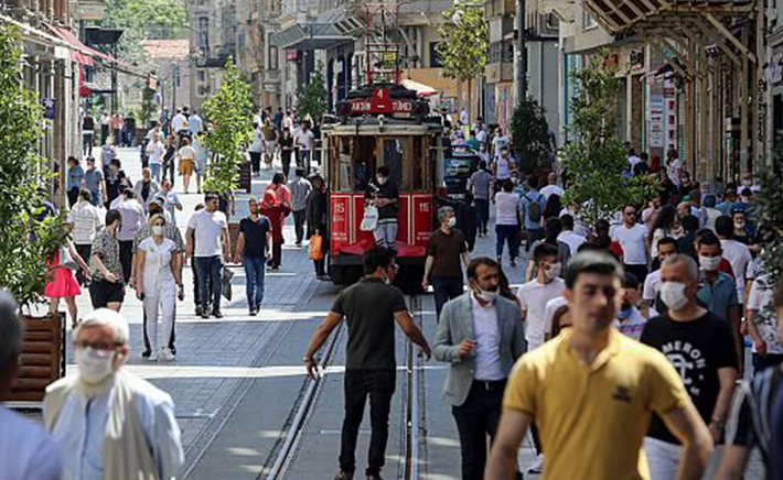 MetroPOLL'den tartışmaları alevlendirecek anket! 'Politikacılara yol gösterici olabilir' - Resim: 1