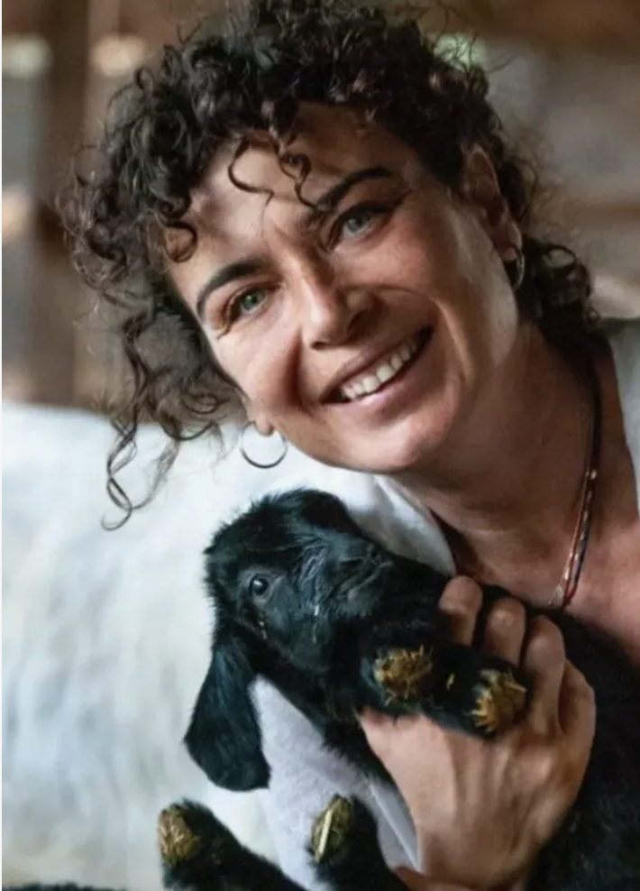 Aynalı Tahir'in Sedef'iydi! Yeşim Büber bakın nerede nasıl yaşıyor... - Resim: 4