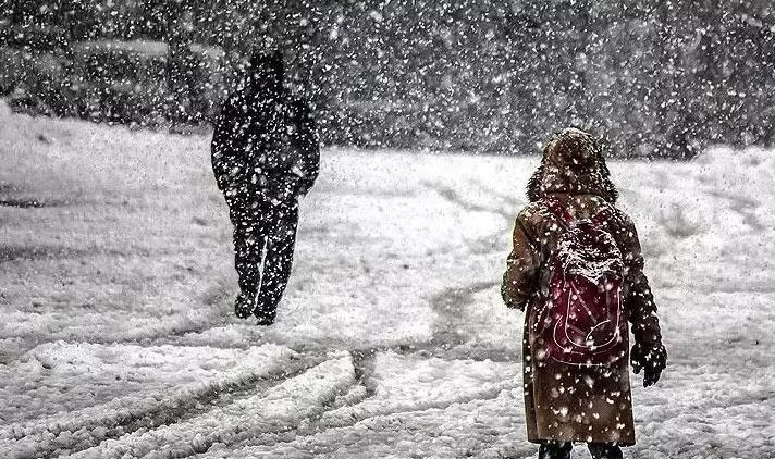 Kar yağışı eğitimi durdurdu! Tatil haberleri peş peşe geldi - Resim: 3