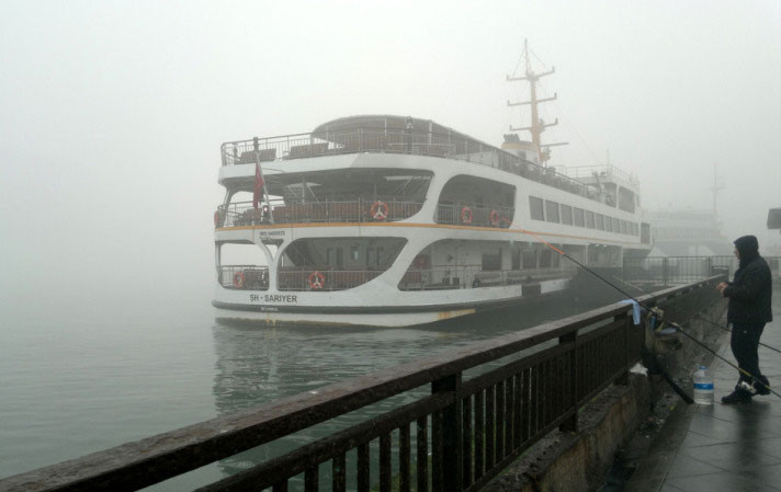 Öyle bir bastı ki köprü bile kayboldu - Resim: 4