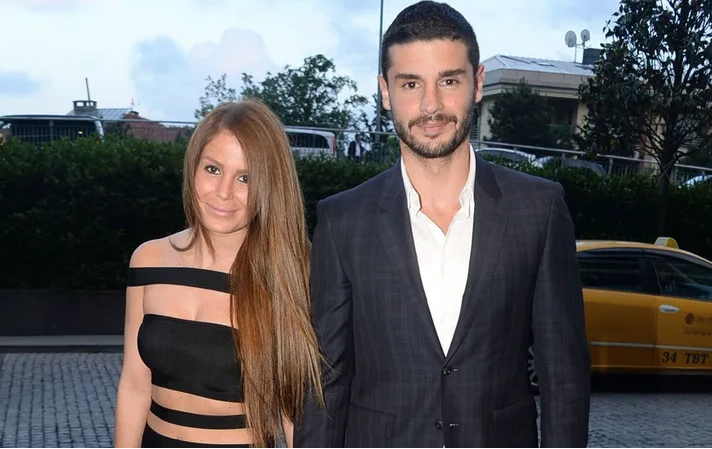 Berk Oktay +18 fotoğraflarını ifşa eden eşi Merve Şarapçıoğlu'ndan boşandı - Resim: 1