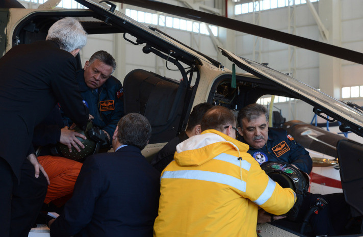 Gül ve Ürdün Kralı Türk helikopterini inceledi - Resim: 4