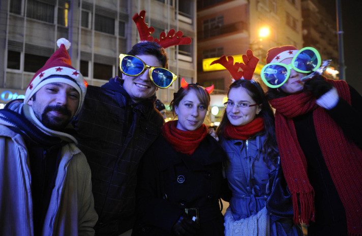 Türkiye yeni yıla girdi - Resim: 4