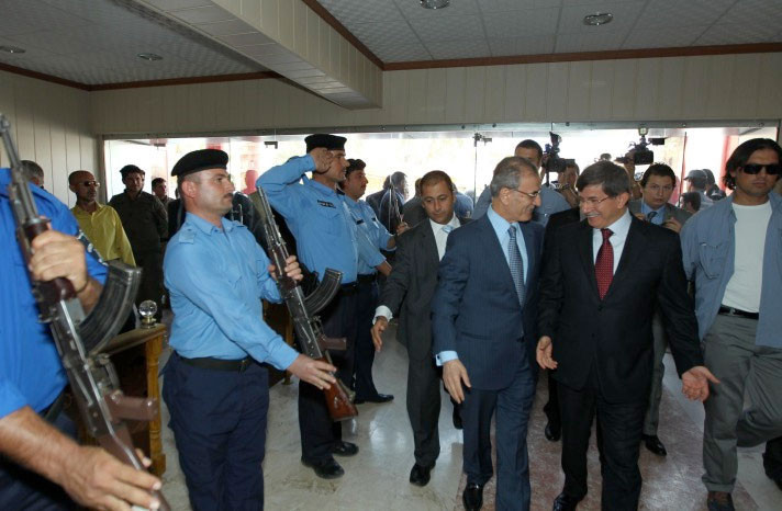 Davudoğlu'ndan 75 yıl sonra bir ilk! - Resim: 3