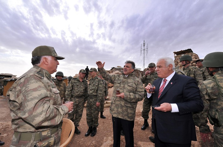 Başkomutan kamuflajları çekti - Resim: 3