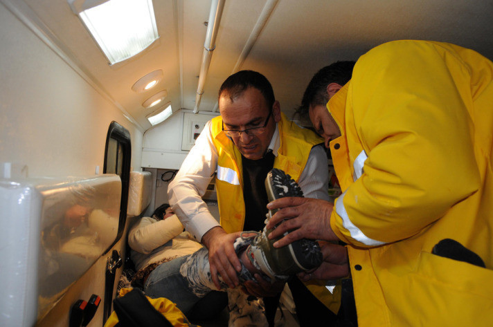 Donmaktan son anda kurtuldular! - Resim: 1