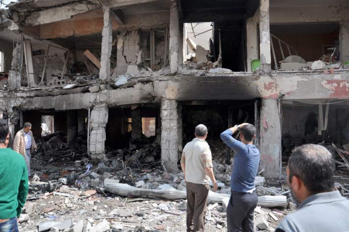 Reyhanlı'da bomba yüklü araçla saldırı - Resim: 2