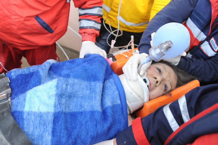 Gözde öğretmen de pes etmedi! - Resim: 1