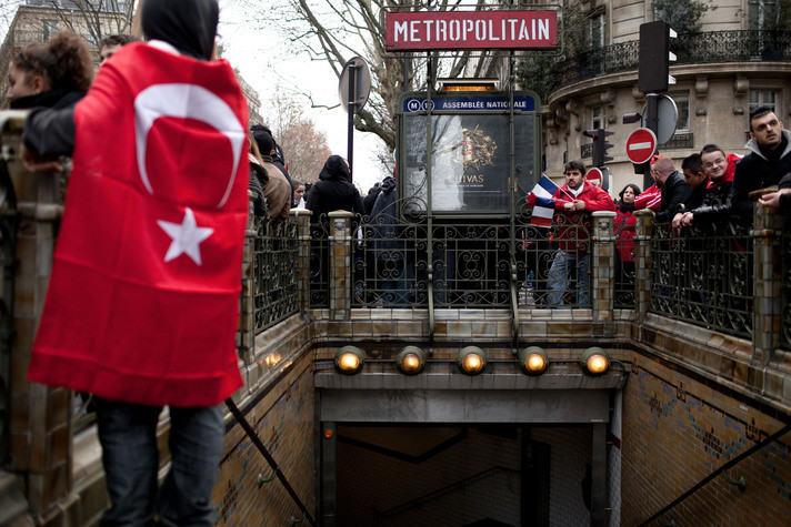 Fransa'da yer gök ay-yıldız - Resim: 1