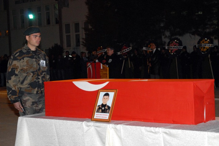 Diyarbakır'da 6 polis için cenaze töreni - Resim: 2