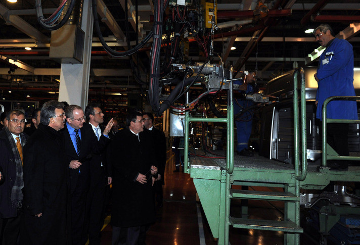 Gül kamyonla poz verdi - Resim: 2