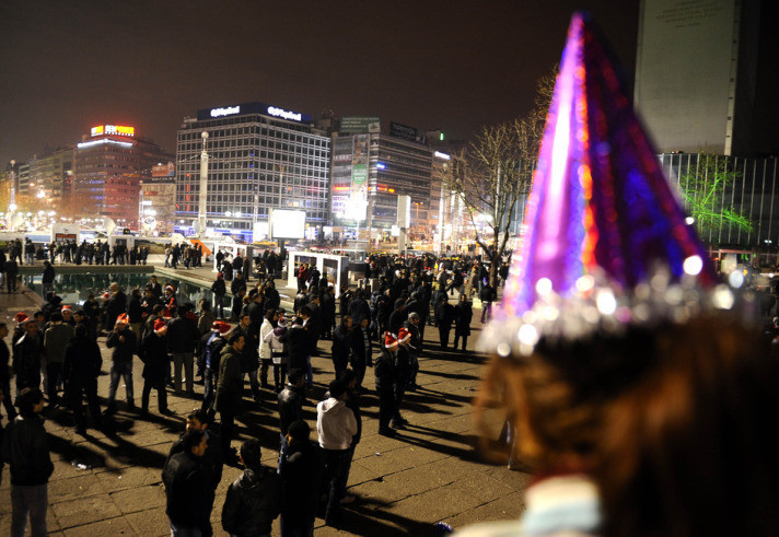 Türkiye yeni yıla girdi - Resim: 2