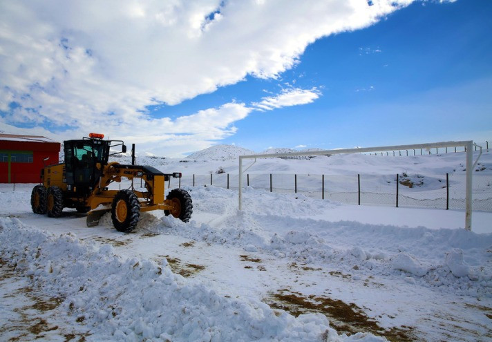 Doğu donuyor! Termometreler -22'yi gösterdi - Resim: 1