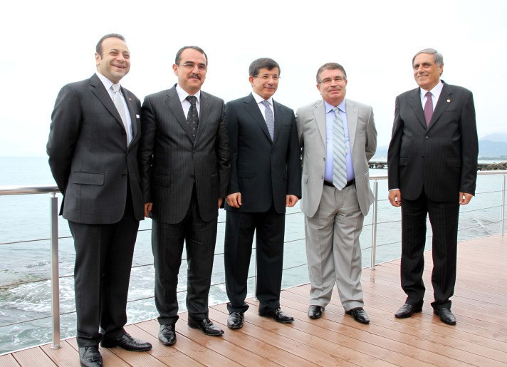 Bakanların toplantısında espriler havada uçuştu! - Resim: 1