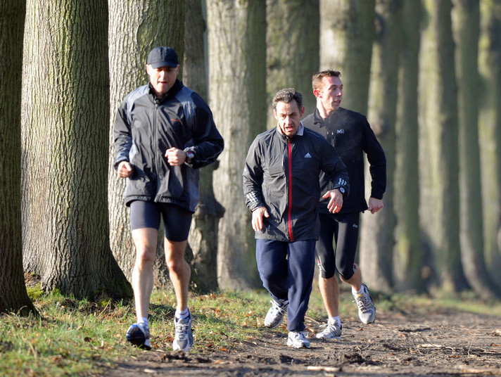 Sarkozy stresini ormanda atıyor - Resim: 3