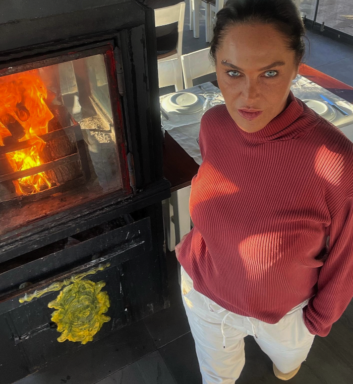 Hülya Avşar trafik kazası geçirdi ölümden döndü! Ünlü oyuncunun durumu nasıl - Resim: 2