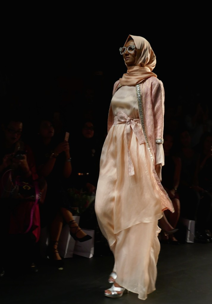 New York Moda Haftası'nda tesettür defilesi - Resim: 3