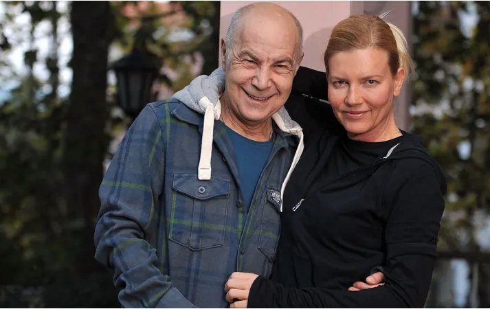 Mazhar Alanson eşi Biricik Suden koronavirüs testi yaptırdı görevliler eve geldi - Resim: 1