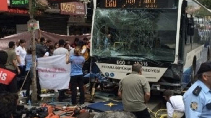 Ankara saldırısı Türkiye'yi ayağa kaldırdı