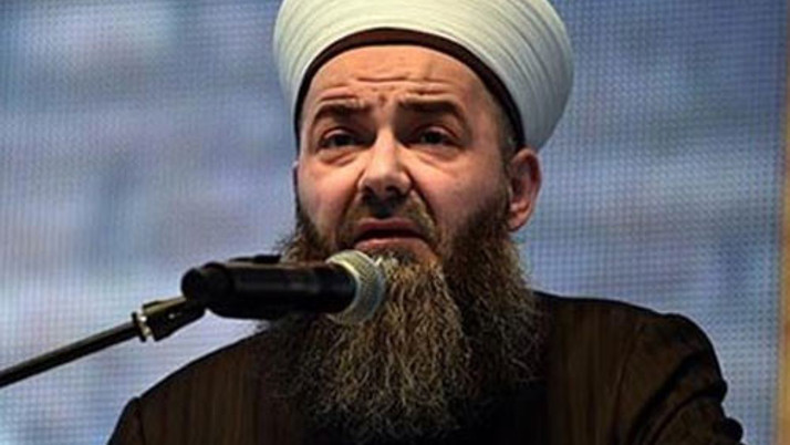 Cübbeli Ahmet Hoca'dan Reina saldırısı açıklaması