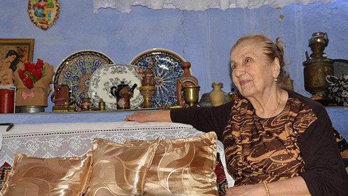 600 yıllık konakta 40 yıldır 'tarih'le yaşıyor