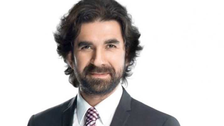 Serdar Tuncer Devlet Bahçeli'yi ayakta alkışladı