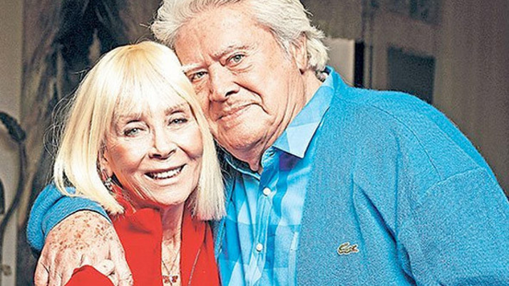 Cüneyt Arkın'ın eşi Betül kimdir? Aslen nereli çocukları ve ilk karısı