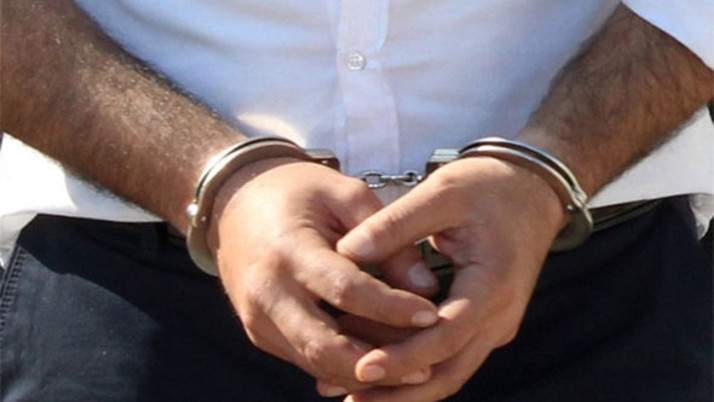 Uşak'ta öğretim üyesi ve haber sitesi sahibi FETÖ'den tutuklandı