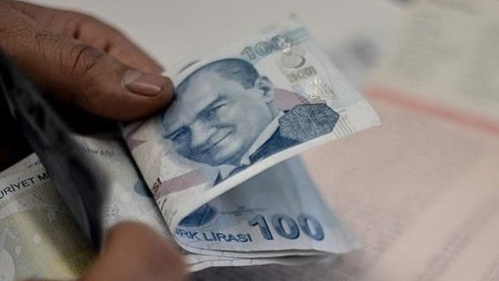 Hangi emeklilere 1000 lira bayram ikramiyesi ödenmeyecek?