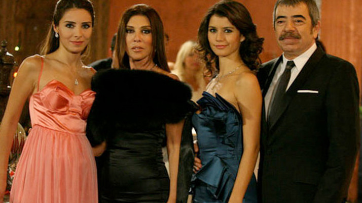 Aşk ı Memnu hangi yıl çekildi kaç bölüm sürdü finali