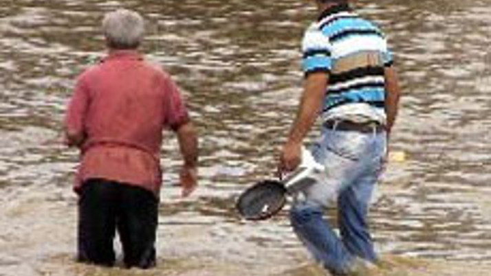 Bu insanlar nereye bakıyor? 