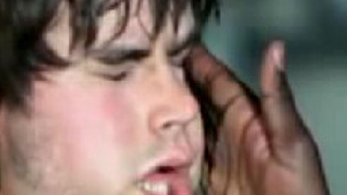 Yüze atılan tokadın çarpıcı etkisi (video) 