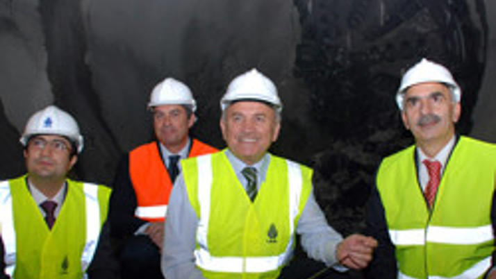 İstanbul metrosu Kartala ulaştı