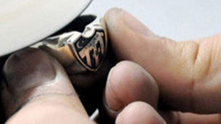 Bursaspor yüzükleri parmlaklarda