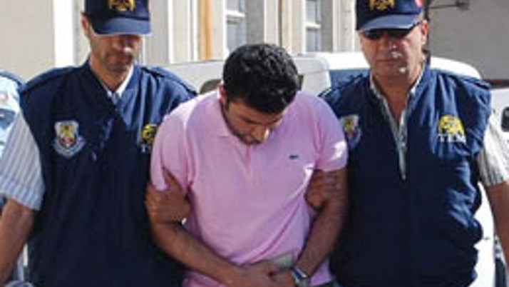 Bombalı aracı canlı bomba patlatacaktı 