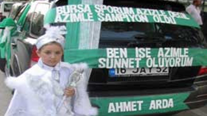 Bu çocuk Aziz Yıldırım'ı çıldırtır!