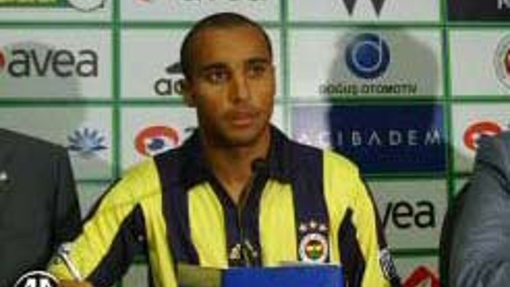 Kanarya Deividi de Türk yapıyor