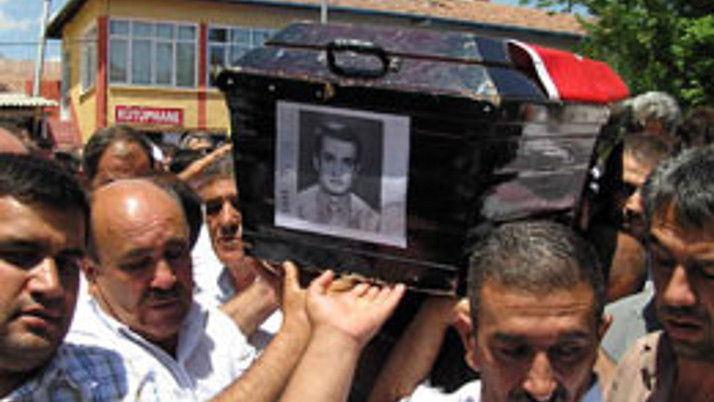 Öldürülen Belediye Başkanı'na son görev