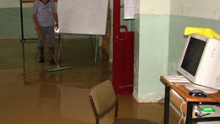 Oltu KML sular altında kaldı