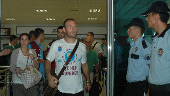 Trabzonspor Trabzon'a eksik döndü