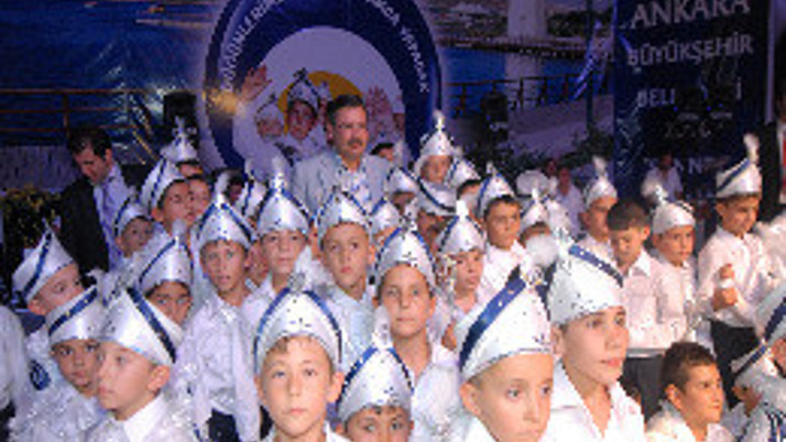 Ankara'da 2010 çocuk sünnet edildi