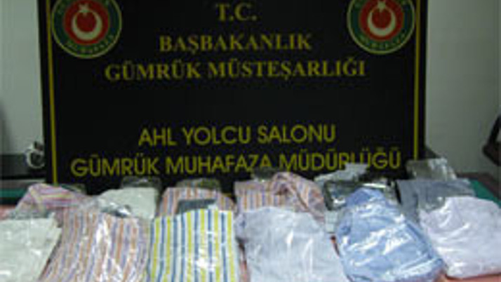 Uçak aktarma yapınca yakalandı!