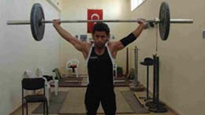 Milli haltercinin borç çıkmazı