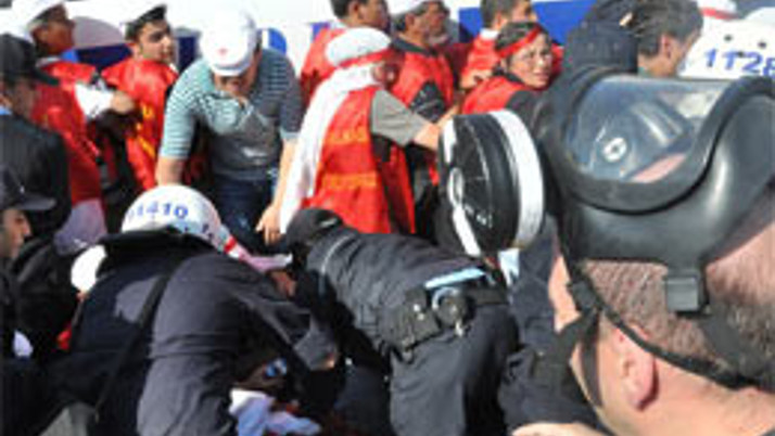 TAYAD'lılar Bolu'da saldırıya uğradı 