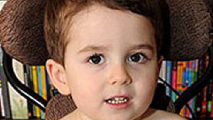 Bu çocuk 4 yıldır yemek yemiyor