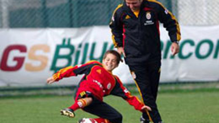 Hagi dev derbi için umutlu konuştu