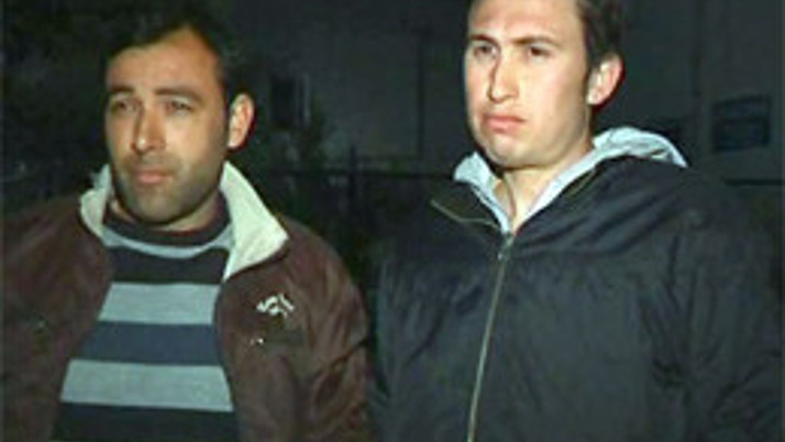 1km. sürüklendiler burunları bile kanamadı