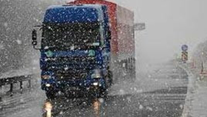 Yağan kar Kütahya'yı felç etti
